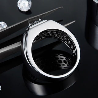 1.0 Ct Round Moissanite Diamond Engagement Ring