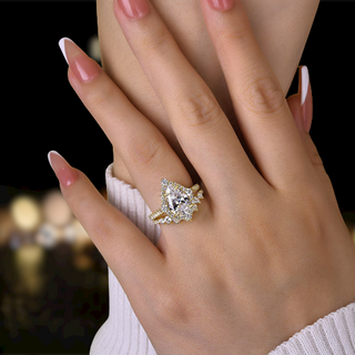Elegant Pear Cut 2.2 Carat Halo Vintage Style Bridal Ring Set