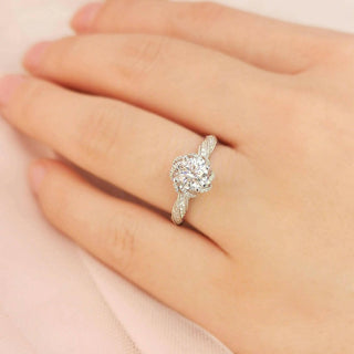 18k White Gold Round Moissanite Twist Engagement Ring