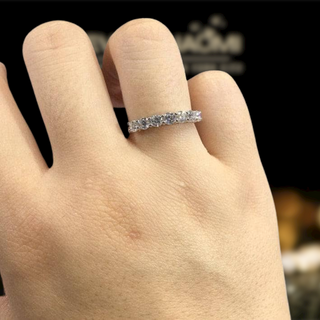 Round Cut Seven Stones Moissanite Engagement Ring