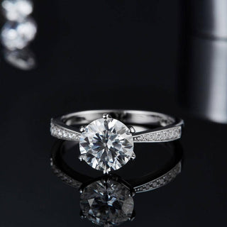 3.0 Ct Classic Style Round Cut Diamond Engagement Ring