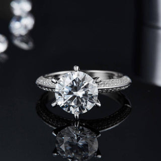 3.0 Ct Round Diamond Engagement Ring