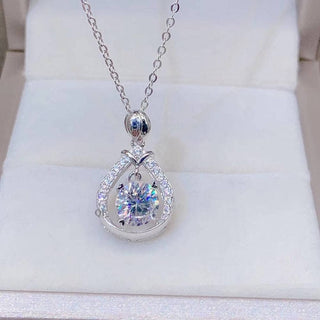 Elegant 2 .0 Ct Moissanite Diamond Necklace