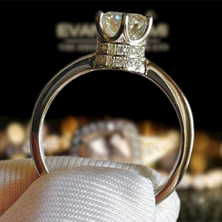 1.0 Ct Round Cut Moissanite Crown Design Engagement Ring