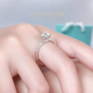 1.0 Ct Round Cut Moissanite Heart Prong Engagement Ring