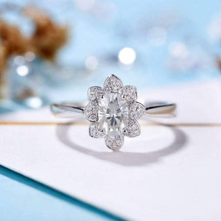 1.0 Ct Oval Cut Lotus Shaped Engagement Ring