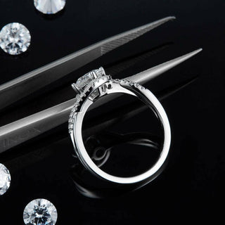 Twist 14k White Gold Diamond Engagement Ring