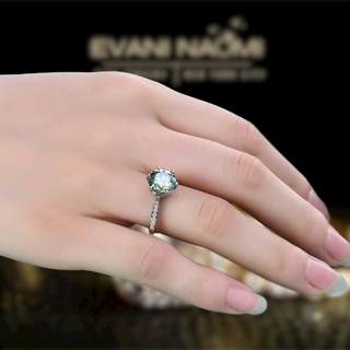 3.0 Ct Green Round Cut Diamond Engagement Ring