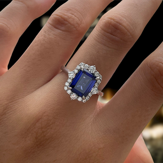 Emerald Cut 3.0 ct Blue Sapphire Diamond Engagement Ring with Halo