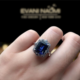 Emerald Cut 3.0 ct Blue Sapphire Diamond Engagement Ring with Halo