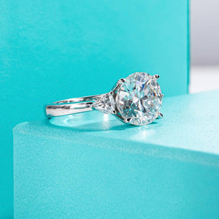 4.6 Ctw Three Stone Moissanite Diamond Wedding Ring