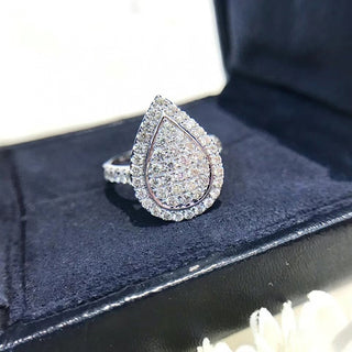 18K White Gold Natural Diamond Pear Shaped Engagement Ring