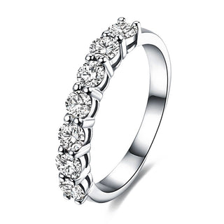 1.0 Ct Round Moissanite Engagement Ring Set
