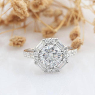 14k White Gold 1.5 Ct Round Diamond Engagement Ring
