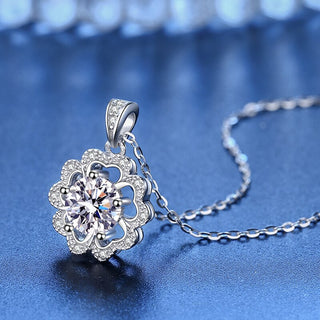 Classic Flower Shape Pendant Necklace with 1.0 Ct Moissanite