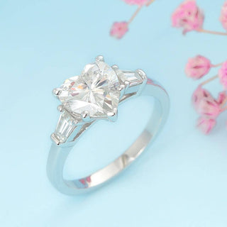 White Gold 2.0 Ct Heart Cut Diamond Engagement Ring