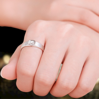 Round Moissanite Diamond 14K White Gold Engagement Ring