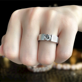1.0 Ct Round Cut Moissanite Men's Solitaire Wedding Ring