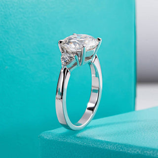 4.6 Ctw Three Stone Moissanite Diamond Wedding Ring