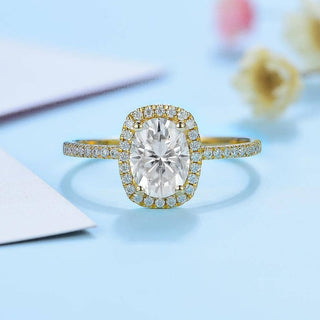 14k Yellow Gold 1.5 Ct Oval Cut Engagement Ring