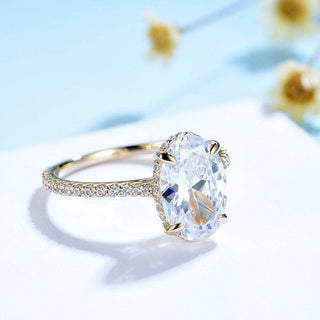 4.0 Ct Oval Cut Moissanite Solid Gold Engagement Ring