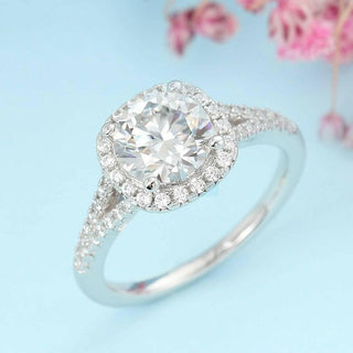 1.5 Ct Round Cut Split Shank Engagement Ring