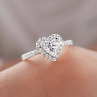 Vintage 18k White Gold Heart Cut Moissanite Engagement Ring