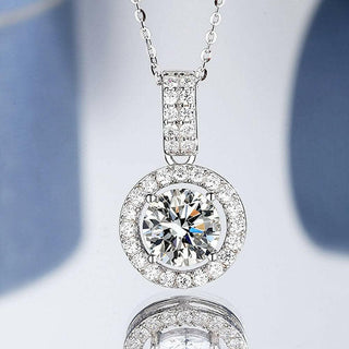 Classic 4.0 Ct Round Moissanite Diamond Necklace