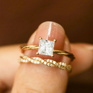 18K Yellow Gold Princess Cut Moissanite Twist Engagement Ring Set