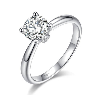 14k Round Cut Diamond Engagement Ring