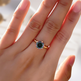 Unique Yellow Gold Round Cut Alexandrite Engagement Ring