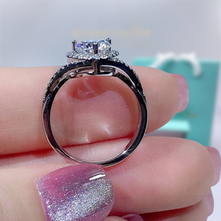 1.0 Ct Round Cut Moissanite Heart Style Engagement Ring
