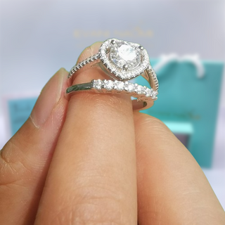 1.0 Ct Moissanite Heart Shaped Engagement Ring Set