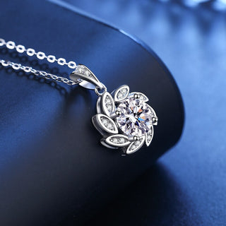 1.0 Ct Moissanite Diamond Flower Pendant Necklace