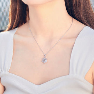 0.5 ct Snowflake Shaped Moissanite Diamond Necklace-Evani Naomi Jewelry