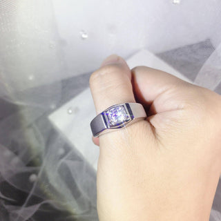 1.0ct 6.5mm Solitaire Moissanite Diamond Men's Wedding Ring-Evani Naomi Jewelry