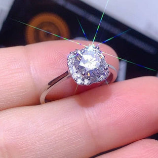 1ct Round Cut Moissanite Halo Engagement Ring Evani Naomi Jewelry