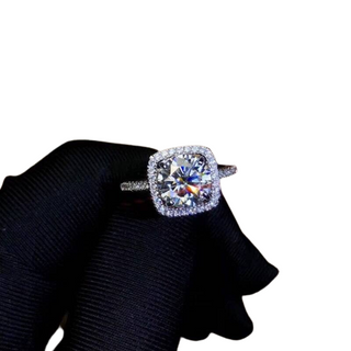 2ct Round Cut Diamond Halo Engagement Ring - Evani Naomi Jewelry