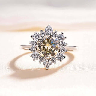 Snowflake Design Round Cut Light Yellow Sapphire Engagement Ring-Evani Naomi Jewelry