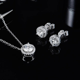Brilliant Round-cut Moissanite Diamond Jewelry Set Evani Naomi Jewelry