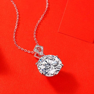 Classic Round 10 ct Moissanite Diamond Necklace Evani Naomi Jewelry