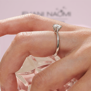 Classic Round-cut 1.0 ct Diamond Engagement Ring Evani Naomi Jewelry