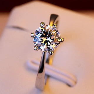 Classic Round-cut 1.0 ct Diamond Engagement Ring Evani Naomi Jewelry