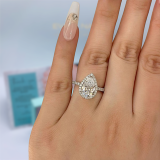 2.2 Ct Pear Cut Halo Diamond Engagement Ring