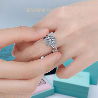 1.00 ct Diamond Flower Engagement Ring