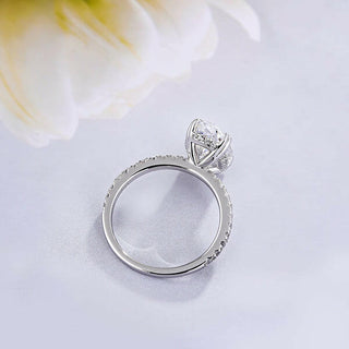 3.5 Ct Oval Cut Diamond Engagement Ring