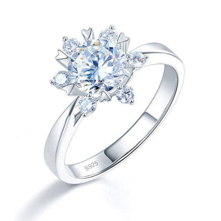1.0 ct Round Cut Flower Style White Gold Diamond Ring
