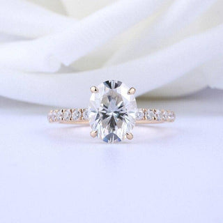 1.5 Ct Oval Cut Diamond Engagement Ring