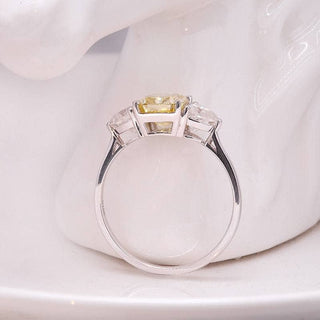 Three Stone 3.0ctw Yellow Radiant Cut Diamond Engagement Ring
