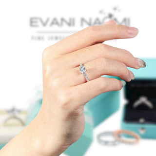 1ct 5.5mm Princess Cut Diamond Engagement Ring - Evani Naomi Jewelry